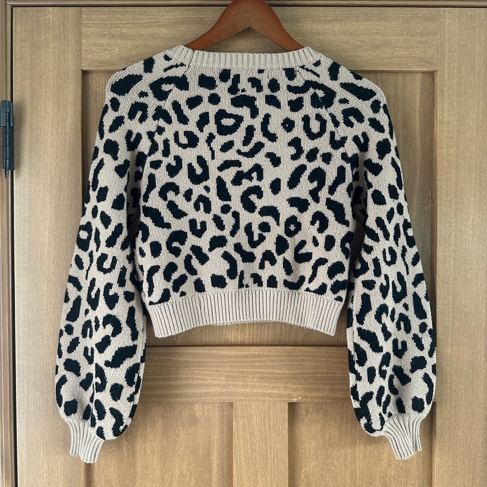 House Of Harlow 1960 x Revolve Leopard Callum Crewneck Sweater Women’s size XS​ - Picture 7 of 12
